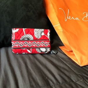 Deco Daisy compact wallet